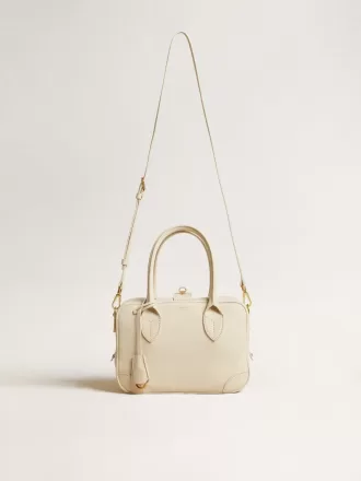 Borsa Vita in pelle color burro con dettagli dorati Borsa Vita in pelle color burro con dettagli dorati
