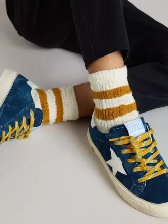 Calzini bianchi per bambini con strisce color tabacco