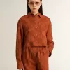 Camicia corta da donna in jacquard rosso mattone con maniche larghe