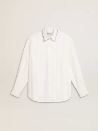 Camicia da donna con motivo a righe verticali e ricami in cristallo
