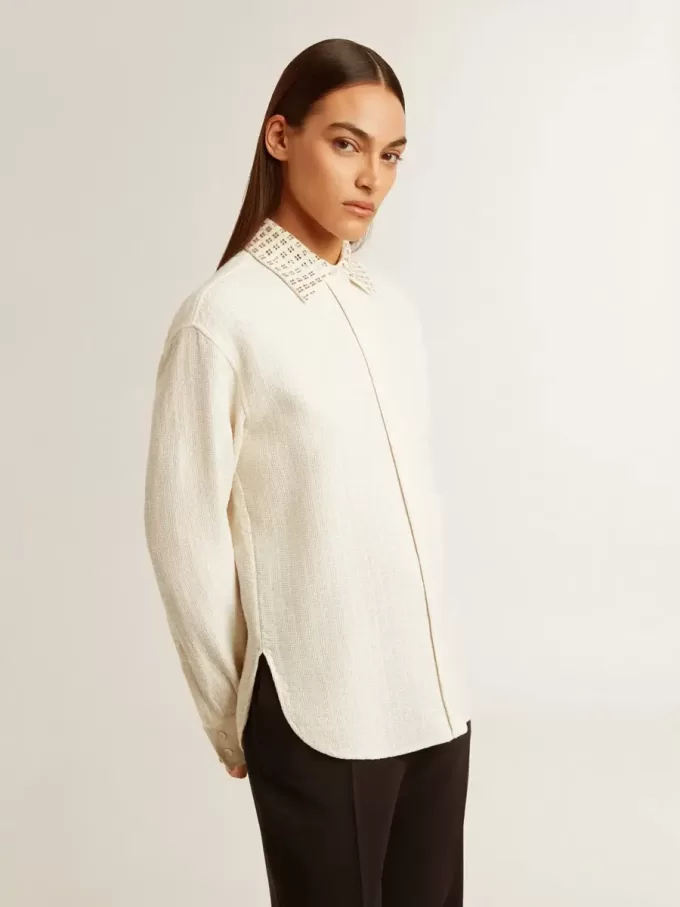 Camicia da donna in misto viscosa e cotone con collo impreziosito da cristalli