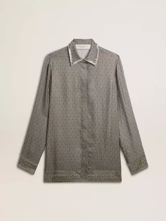 Camicia da donna in misto viscosa e seta verde con motivo floreale Camicia da donna in misto viscosa e seta verde con motivo floreale