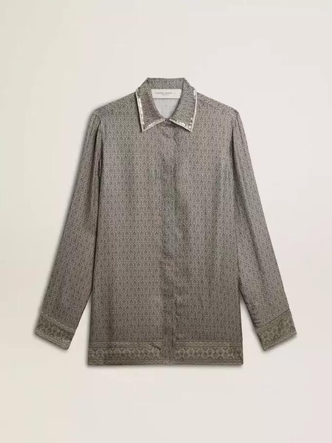 Camicia da donna in misto viscosa e seta verde con motivo floreale Camicia da donna in misto viscosa e seta verde con motivo floreale