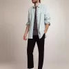 Camicia da uomo in denim sbiancato con borchie martellate
