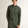Camicia da uomo verde scuro con righe verticali Camicia da uomo verde scuro con righe verticali