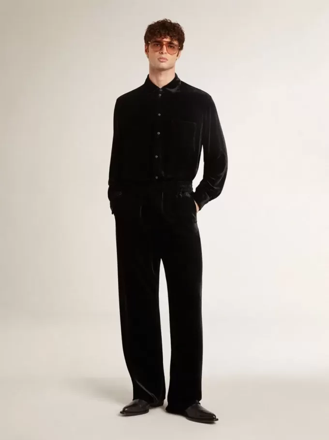 Camicia nera effetto velluto con ricami