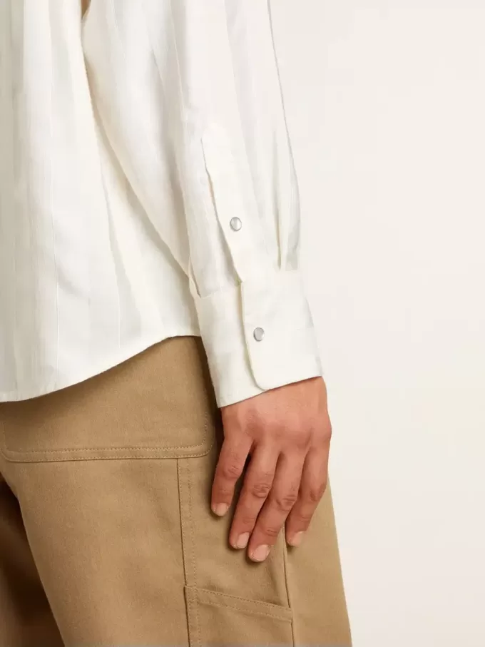 Camicia oversize da uomo bianco consumato con righe verticali Camicia oversize da uomo bianco consumato con righe verticali
