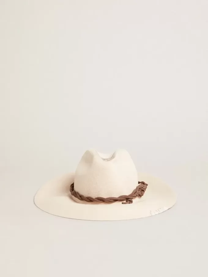 Cappello fedora color pergamena con fascia in pelle Cappello fedora color pergamena con fascia in pelle