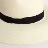Cappello fedora dorato in paglia bianca con nastro nero e stampa marina sotto la tesa