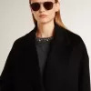 Cappotto nero monopetto da donna Cappotto nero monopetto da donna