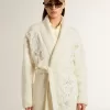Cardigan da donna in cotone color crema con ricami floreali Cardigan da donna in cotone color crema con ricami floreali