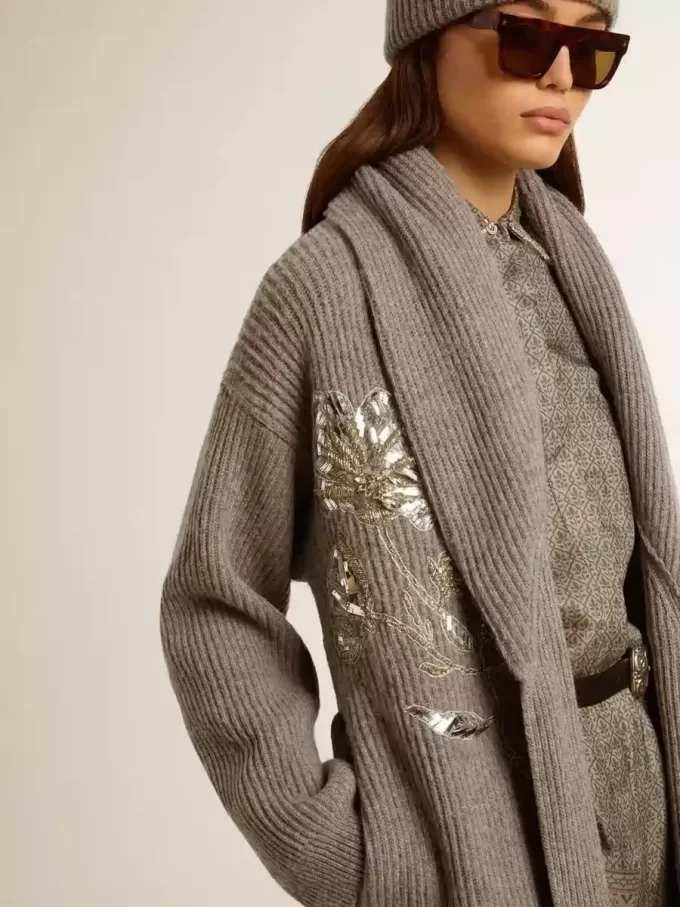 Cardigan da donna in lana grigio melange con ricami sul davanti