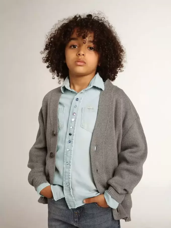 Cardigan grigio in cotone con logo sul retro Cardigan grigio in cotone con logo sul retro