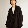 Cardigan nero da donna con ricami sfumati Cardigan nero da donna con ricami sfumati