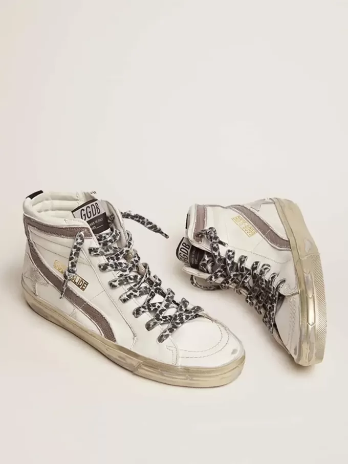 Ciabatta da donna con stella in camoscio bianco e dettagli in pelle