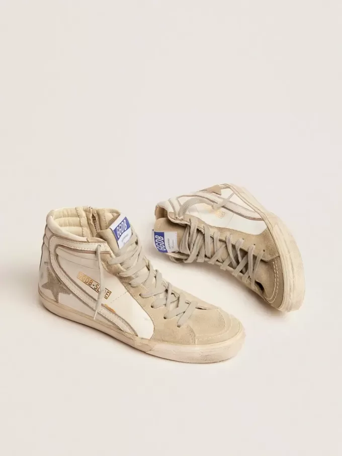 Ciabatta da donna con stella in camoscio grigio ghiaccio e flash bianco Ciabatta da donna con stella in camoscio grigio ghiaccio e flash bianco