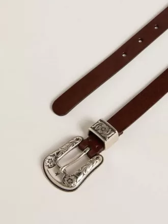 Cintura da donna in pelle marrone scuro con fibbia decorata in argento