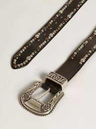 Cintura da donna in pelle nera con borchie
