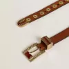 Cintura in pelle marrone con borchie floreali dorate e inserti color ambra