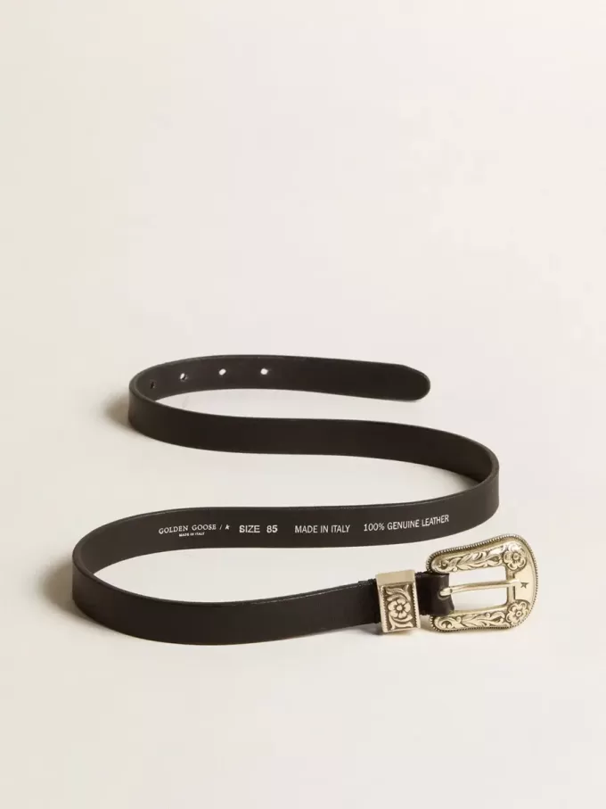 Cintura nera in pelle lavata con fibbia color argento Cintura nera in pelle lavata con fibbia color argento