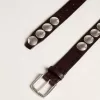 Cintura Trinidad in pelle marrone scuro con maxi borchie argentate Cintura Trinidad in pelle marrone scuro con maxi borchie argentate