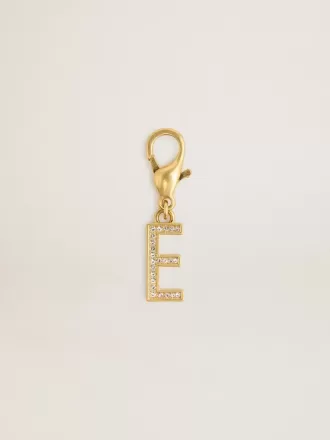 Ciondolo lettera E in ottone color oro con cristalli