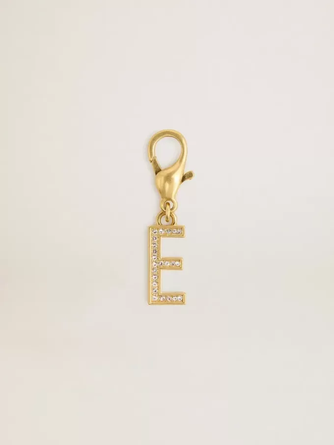 Ciondolo lettera E in ottone color oro con cristalli