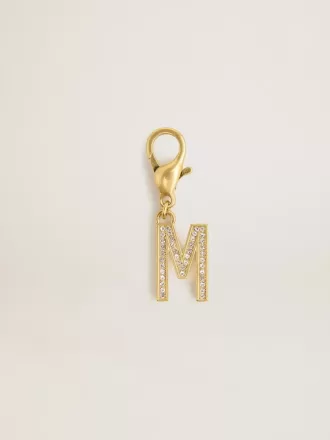 Ciondolo lettera M in ottone dorato con cristalli