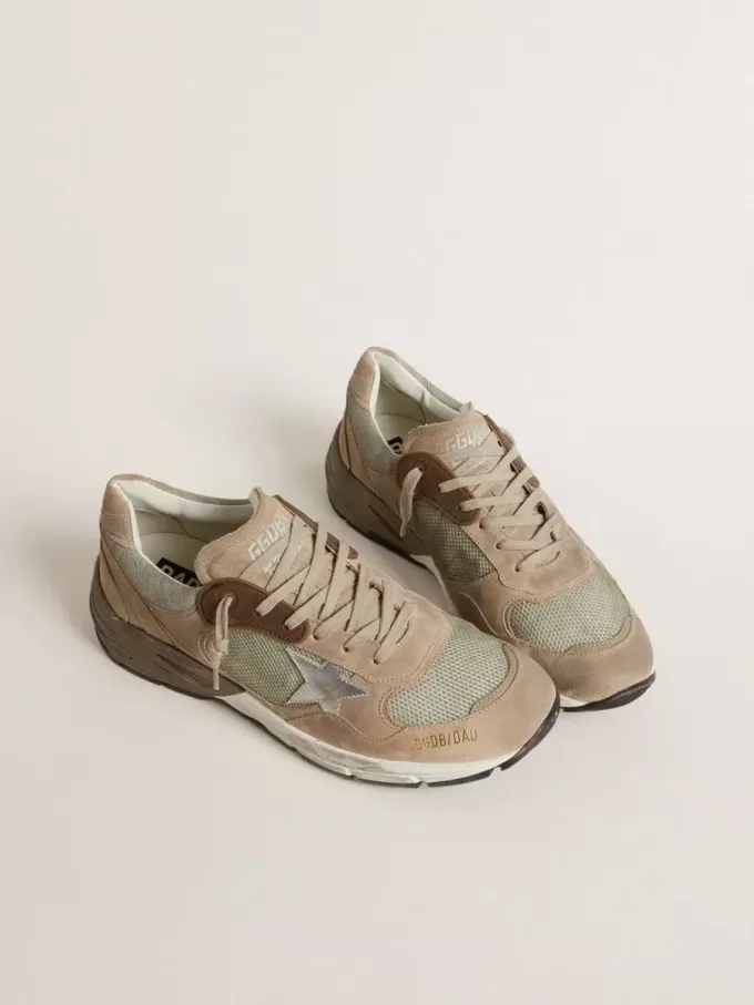 Dad-Star da uomo in mesh beige e pelle scamosciata con stella in pelle argentata Dad-Star da uomo in mesh beige e pelle scamosciata con stella in pelle argentata
