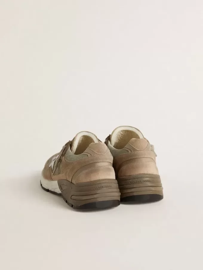 Dad-Star da uomo in mesh beige e pelle scamosciata con stella in pelle argentata Dad-Star da uomo in mesh beige e pelle scamosciata con stella in pelle argentata