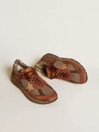 Dad-Star da uomo in nabuk con stella in pelle dorata e linguetta sul tallone in pelle scamosciata