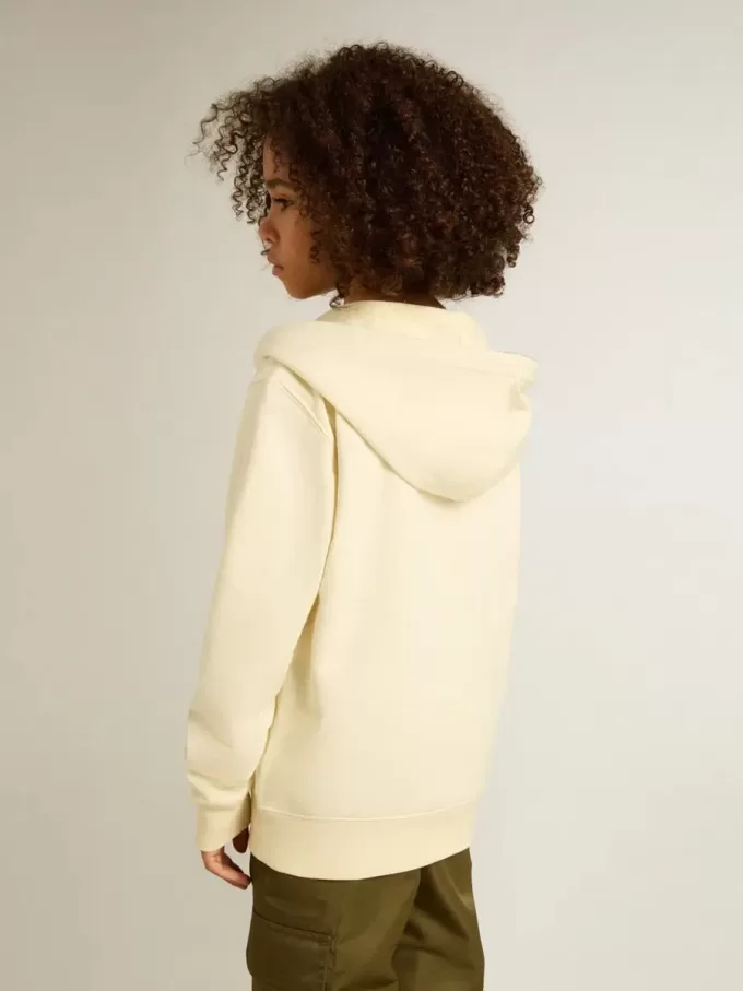 Felpa con cappuccio in bianco consumato con ricamo dorato sul davanti Felpa con cappuccio in bianco consumato con ricamo dorato sul davanti