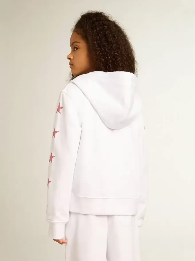 Felpa con zip da bambina in bianco con stelle glitterate sulle maniche