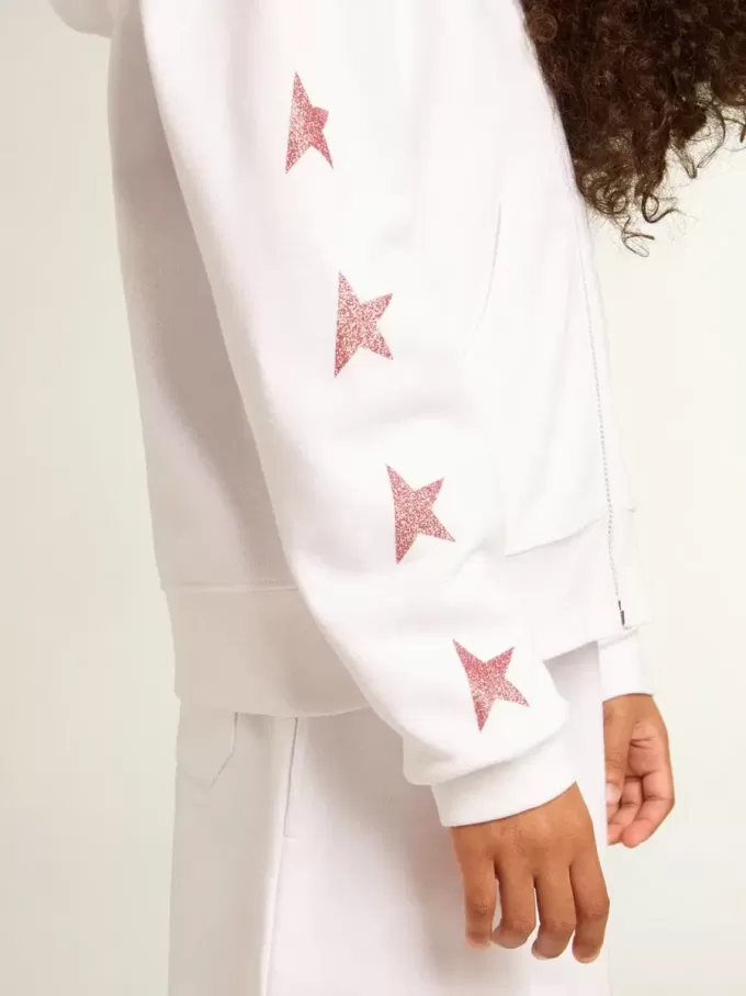 Felpa con zip da bambina in bianco con stelle glitterate sulle maniche