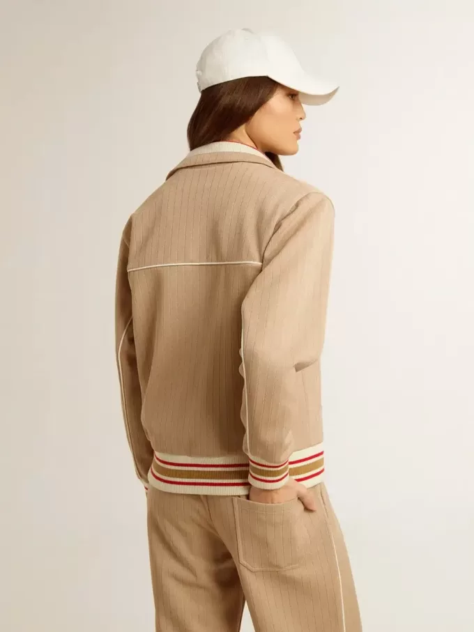 Felpa da donna beige chiaro con zip e logo bianco Felpa da donna beige chiaro con zip e logo bianco