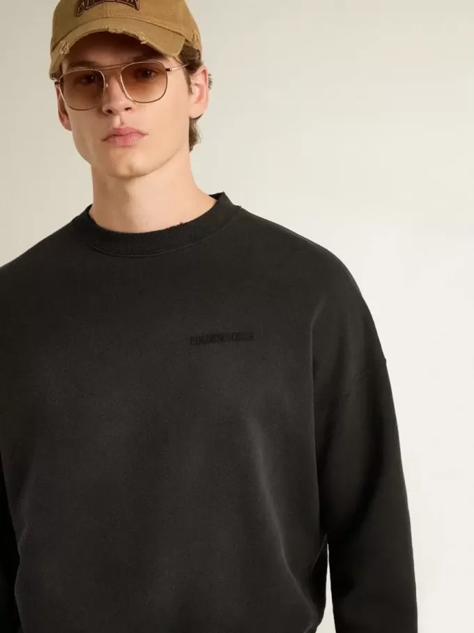 Felpa unisex in cotone nero consumato con ricamo del logo