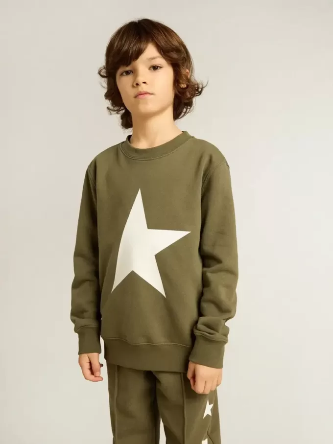 Felpa verde scuro da bambino con maxi stella bianca sul davanti