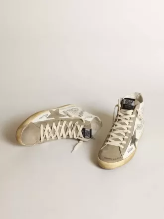 Francy da donna con inserti in pelle scamosciata grigio tortora e scritte all-over