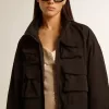 Giacca a vento nera multi-tasche