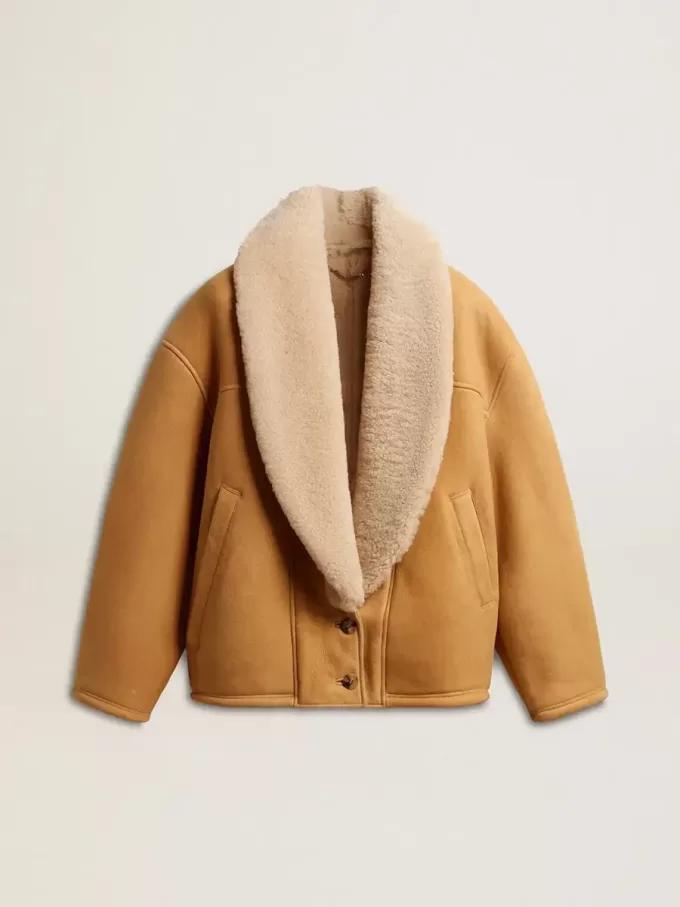 Giacca da donna in pelle di montone con ampio collo a scialle in shearling