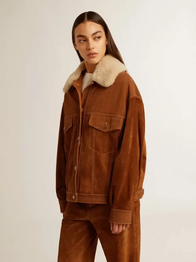 Giacca da donna in pelle scamosciata color tabacco con collo in shearling