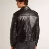 Giacca da motociclista da uomo in pelle nera con effetto lucido