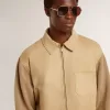 Giacca da uomo in pelle nabuk color travertino con maniche e retro in misto lana Giacca da uomo in pelle nabuk color travertino con maniche e retro in misto lana