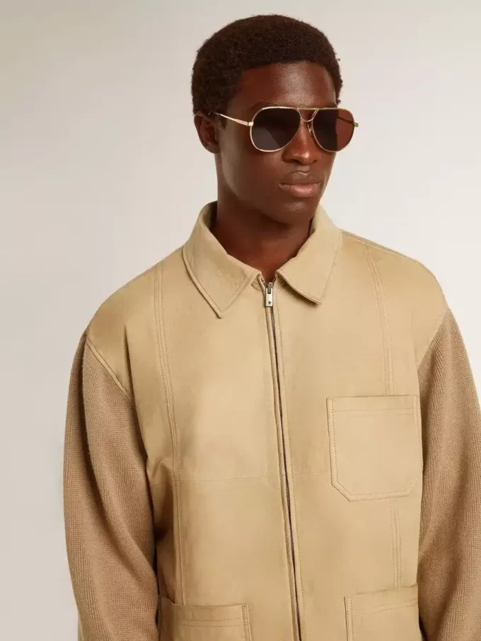 Giacca da uomo in pelle nabuk color travertino con maniche e retro in misto lana Giacca da uomo in pelle nabuk color travertino con maniche e retro in misto lana