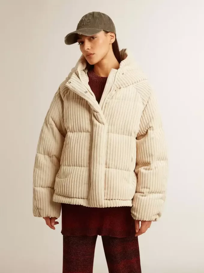 Giacca imbottita in ecopiuma con chiusura zip e cappuccio