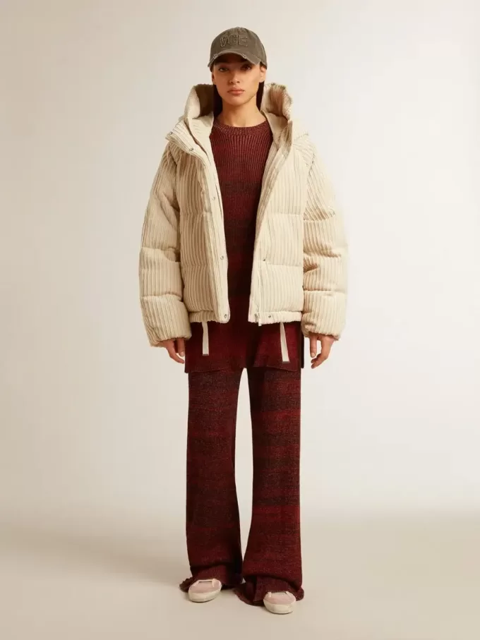 Giacca imbottita in ecopiuma con chiusura zip e cappuccio