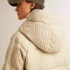 Giacca imbottita in ecopiuma con chiusura zip e cappuccio