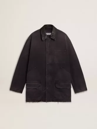 Giacca in denim da uomo con dettagli consumati e collo in pelle