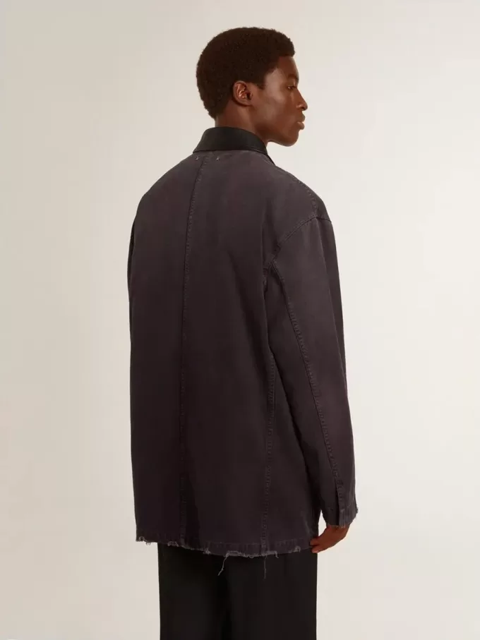 Giacca in denim da uomo con dettagli consumati e collo in pelle Giacca in denim da uomo con dettagli consumati e collo in pelle