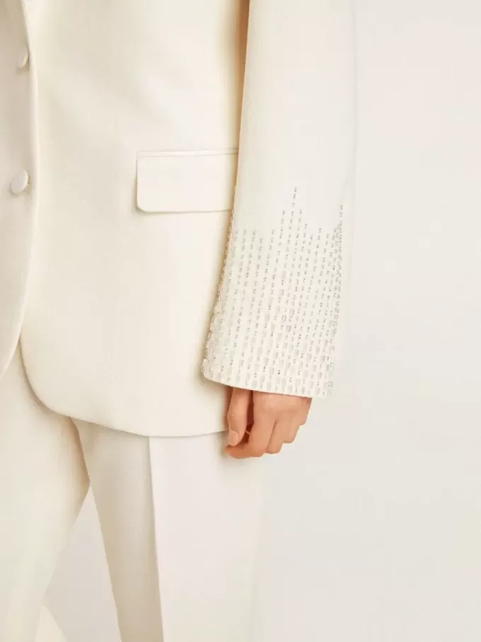 Giacca oversize monopetto bianca con effetto seta e ricami